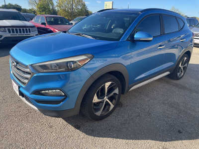 2017 Hyundai Tucson, $7999. Photo 4