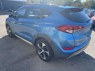 2017 Hyundai Tucson, $7999. Photo 5