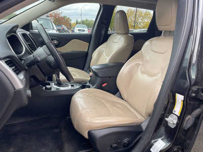 2015 Jeep Cherokee, $6999. Photo 11