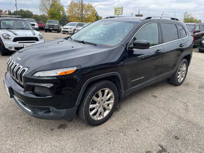 2015 Jeep Cherokee, $6999. Photo 4