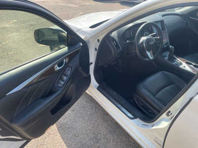 2018 Infiniti Q50, $8999. Photo 10