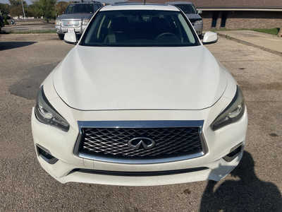 2018 Infiniti Q50, $8999. Photo 3