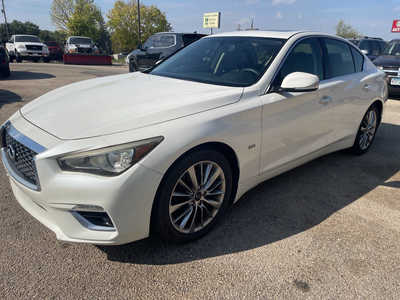 2018 Infiniti Q50, $8999. Photo 4