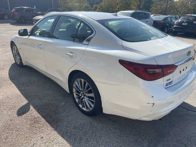 2018 Infiniti Q50, $8999. Photo 6