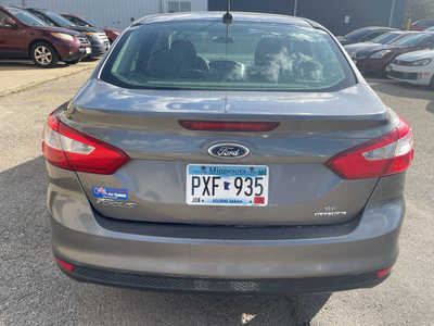 2013 Ford Focus, $2999. Photo 6