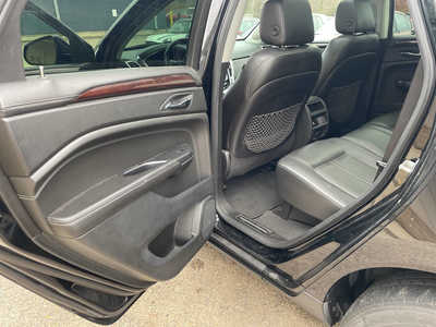 2013 Cadillac SRX, $5999. Photo 12