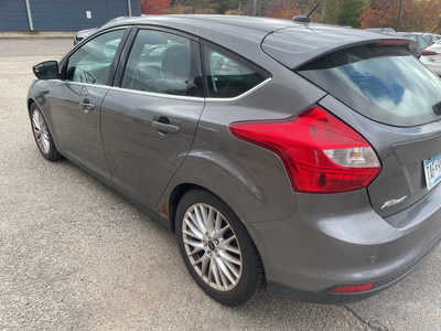 2014 Ford Focus, $1999. Photo 5