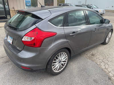 2014 Ford Focus, $1999. Photo 7