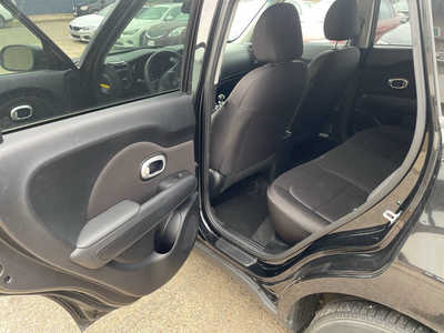 2016 Kia Soul, $5999. Photo 11