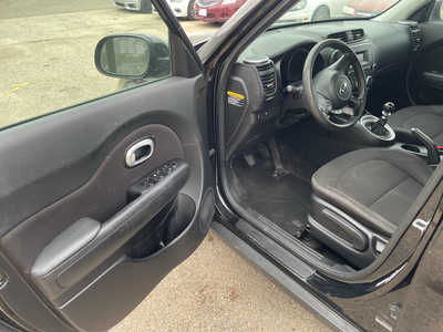 2016 Kia Soul, $5999. Photo 8