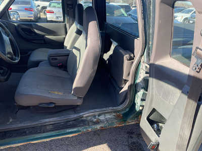 2000 Ford Ranger Ext Cab, $1999. Photo 11