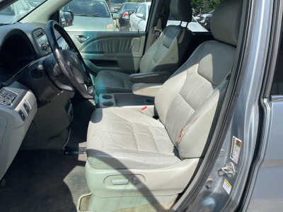 2009 Honda Odyssey, $2499. Photo 9