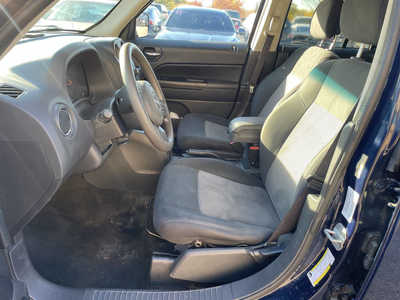2014 Jeep Patriot, $3999. Photo 9