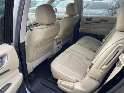 2018 Infiniti QX60, $6999. Photo 12