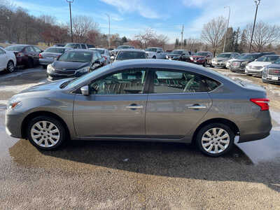 2017 Nissan Sentra, $3999. Photo 9