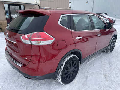 2015 Nissan Rogue, $5999. Photo 7
