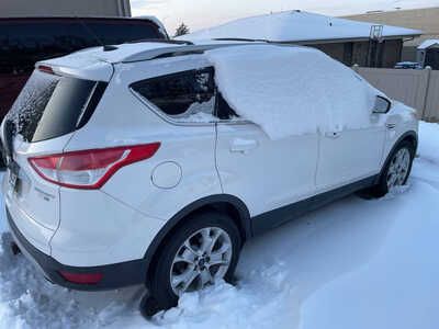 2015 Ford Escape, $1399. Photo 4