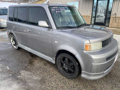 2004 Scion xB, $1999. Photo 2