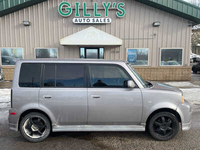 2004 Scion xB, $1999. Photo 1