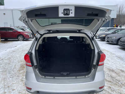 2014 Dodge Journey, $3999. Photo 9