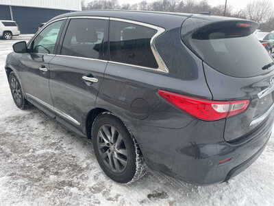 2013 Infiniti JX35, $3999. Photo 5
