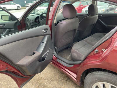 2012 Nissan Altima, $2999. Photo 11