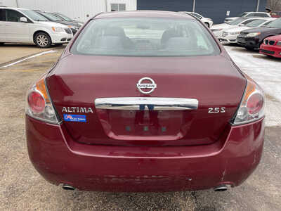 2012 Nissan Altima, $2999. Photo 6