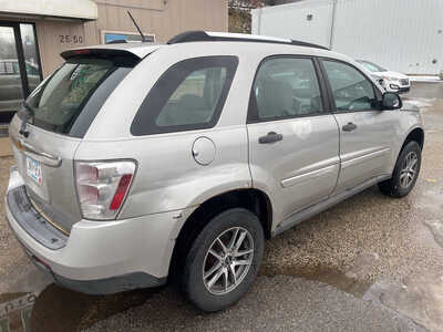 2007 Chevrolet Equinox, $1999. Photo 7
