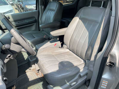 2004 Mercury Monterey, $1999. Photo 10