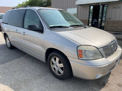 2004 Mercury Monterey, $1999. Photo 2