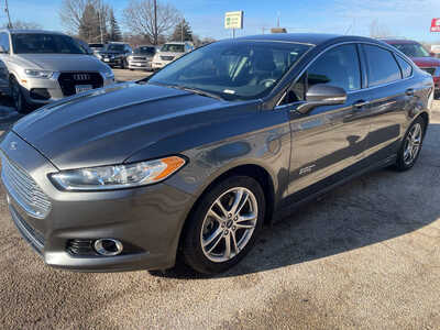 2015 Ford Fusion, $4999. Photo 4