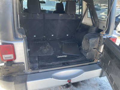 2013 Jeep Wrangler Unlimited, $11999. Photo 12
