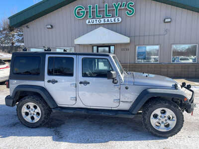 2013 Jeep Wrangler Unlimited, $11999. Photo 2