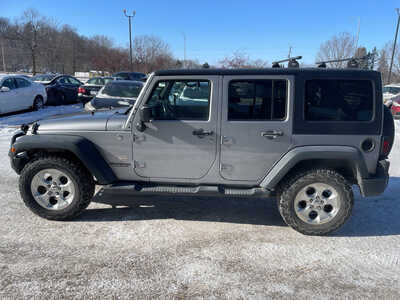 2013 Jeep Wrangler Unlimited, $11999. Photo 9