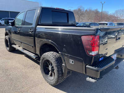 2014 Nissan Titan, $10999. Photo 5