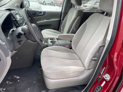 2011 Kia Sedona, $1999. Photo 11