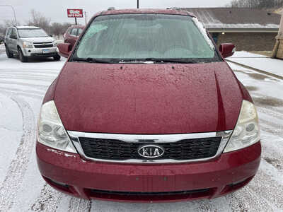 2011 Kia Sedona, $1999. Photo 3