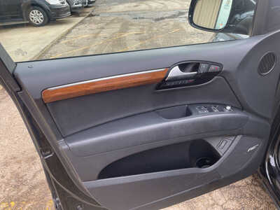 2015 Audi Q7, $8999. Photo 12