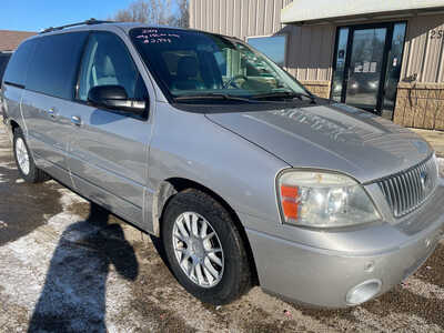 2004 Mercury Monterey, $2999. Photo 2
