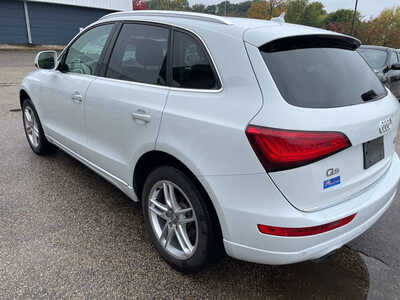 2016 Audi Q5, $2775. Photo 5