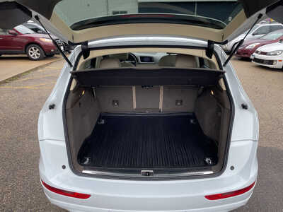 2016 Audi Q5, $2775. Photo 8