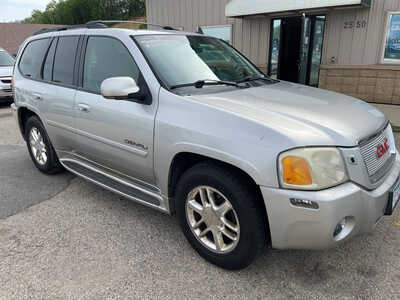 2006 GMC Envoy, $2499. Photo 2