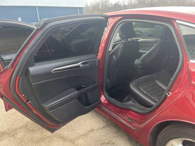 2016 Ford Fusion, $3999. Photo 12