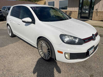 2014 Volkswagen GTI, $4999. Photo 2