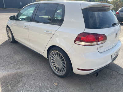 2014 Volkswagen GTI, $4999. Photo 5