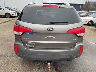 2015 Kia Sorento, $1999. Photo 6