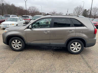 2015 Kia Sorento, $1999. Photo 8