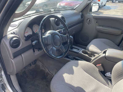 2002 Jeep Liberty, $1499. Photo 10