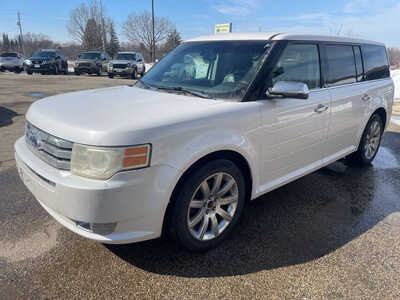2009 Ford Flex, $3499. Photo 4