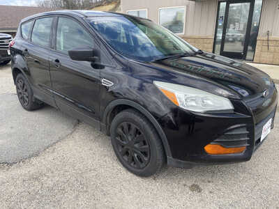 2013 Ford Escape, $4999. Photo 2